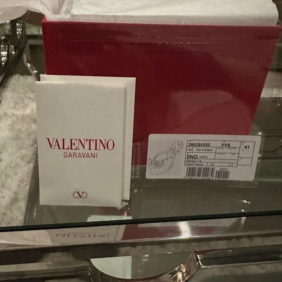 Valentino Rockstud Flat Thong Sandals - Picture 7 of 9